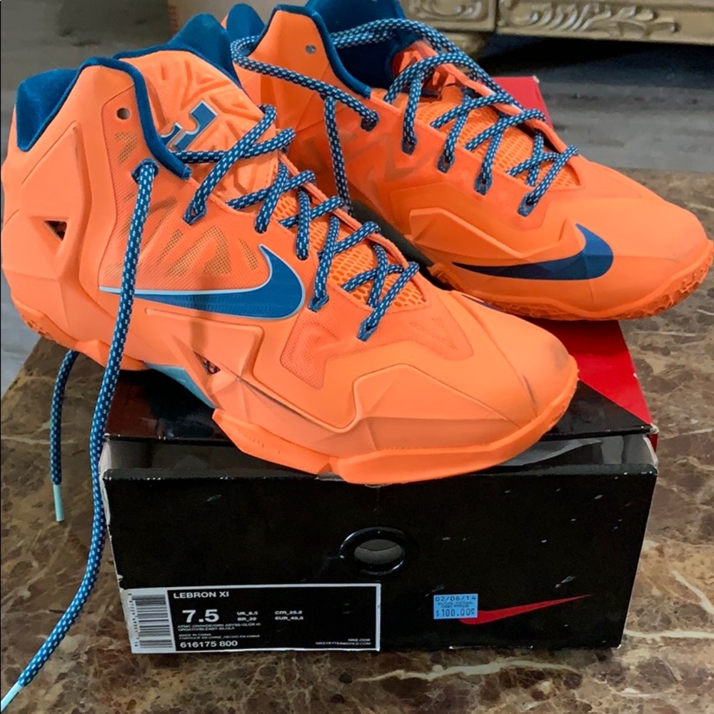 Lebron XI shoes